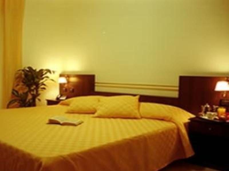 Hotel Marabel SantʼAlessio Siculo Extérieur photo